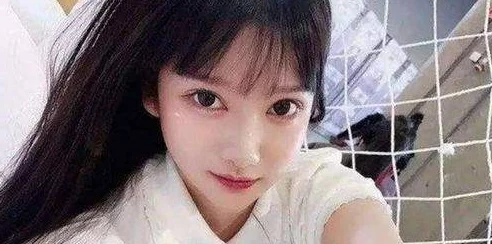 福利姬51吃瓜爆料黑料：揭示网络直播行业背后的不为人知的秘密与潜规则分析
