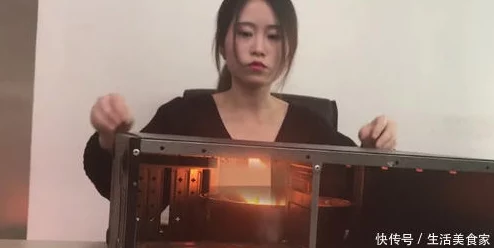 护士在办公室被躁中文字幕网友推荐这部影片情节紧凑演员表现出色让人感受到强烈的情感冲突值得一看