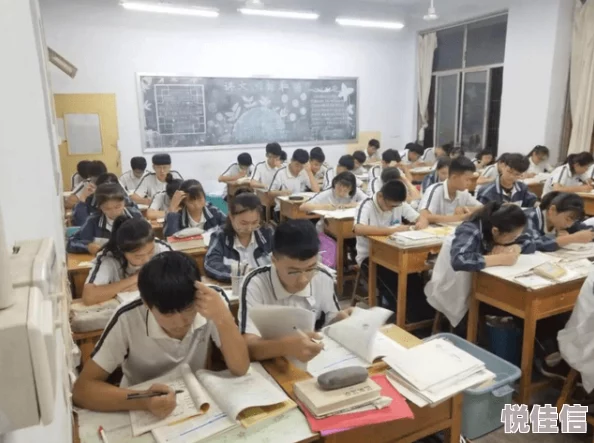 英语老师充足的奶水近日一项研究显示，教师的心理健康与学生的学习效果密切相关，呼吁关注教师的工作环境和支持系统