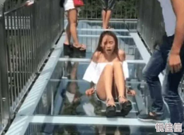 添美女的脚被虐视频vk让我们关注健康与美丽，传播积极向上的生活态度