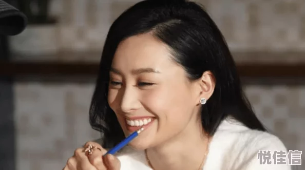 何璐程曜坤的小说笔趣阁据说两人已秘密领证好事将近婚后将定居国外