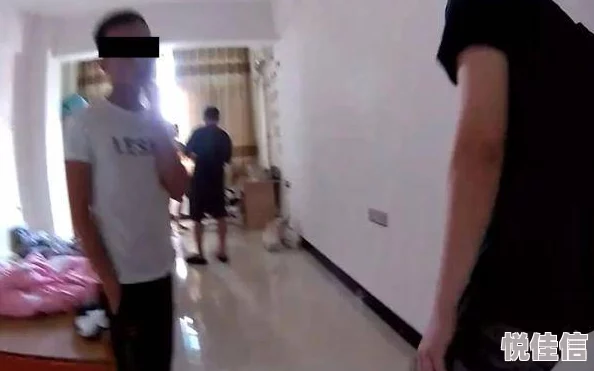 美女扒开尿口给男人桶视频免费低俗色情内容有害身心健康传播违法